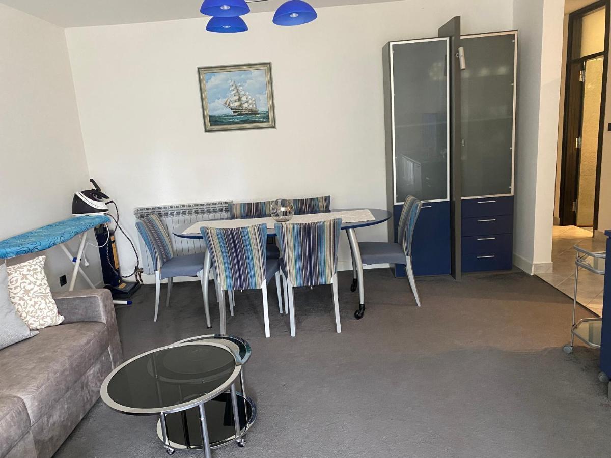 Apartman Njivice Exterior foto